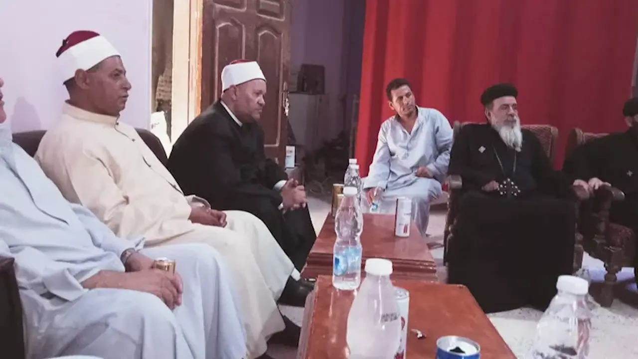 وفد من الأوقاف يزور مصابي حريق كنيسة الملاك ميخائيل بالمنيا