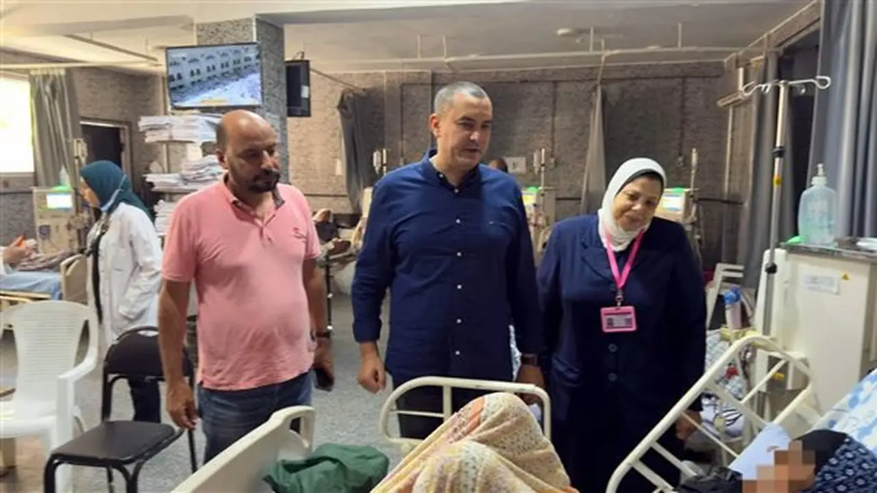 وكيل مديرية الصحة بالبحيرة يتفقد مستشفى رشيد المركزي ويشدد على تحسين الخدمات