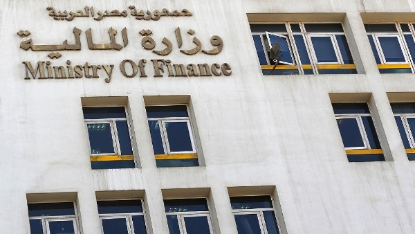 تعلن الحكومة عن قبول استثمارات جديدة تصل إلى 38.51 مليار جنيه مع تفاصيل مثيرة.