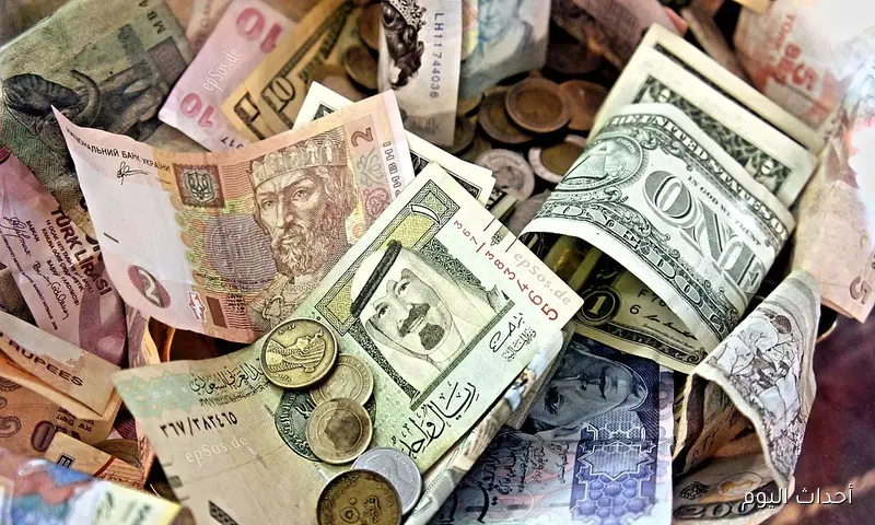 أسعار العملات في السوق السوداء اليوم في مصر 2025.. تحديث يومي للدولار واليورو