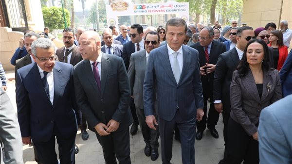 افتتاح معرض زهور الربيع 93 بحضور محافظ القاهرة ووزيري الزراعة والتضامن