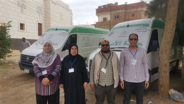 904 حالات تم الكشف عليها في القافلة العلاجية المجانية بالسويس
