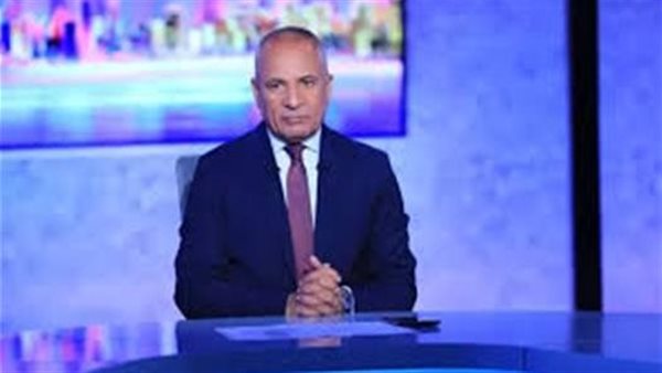 أحمد موسى ينتقد إيران بعد فتح المضيق ويصف الموقف بالذل