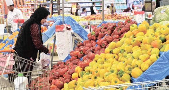 لماذا لا يشعر المواطن بانخفاض الأسعار رغم الحديث عن استقرار الأسواق؟