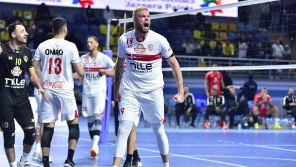 الزمالك يوضح موقفه من أزمة محترف الطائرة ديميتري