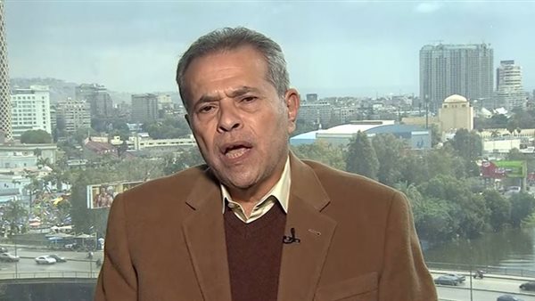 توفيق عكاشة يكشف عن رؤيته: العلم والعمل هما المخرج الوحيد