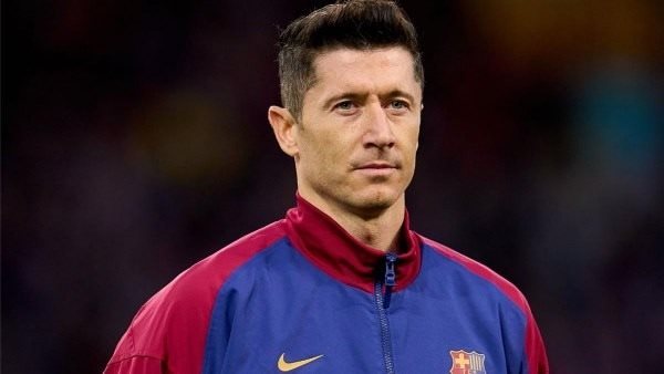 ليفاندوفسكي يقترب من الانتقال إلى ميلان