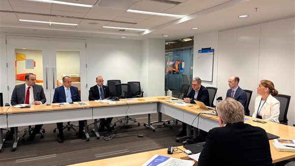 وزير الاستثمار يناقش مع سيتي بنك تمويل البنية التحتية والطروحات