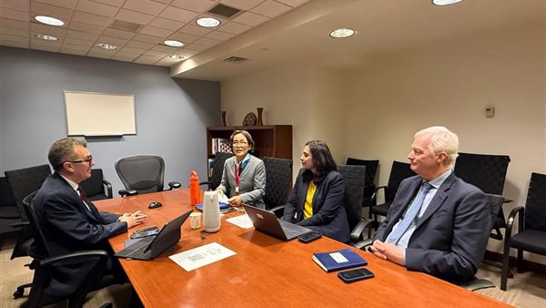 وزير التخطيط يؤكد أهمية دقة البيانات في التعاون مع البنك الدولي